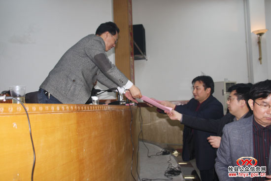 攸县教育系统开展“知法明纪”大教化活动