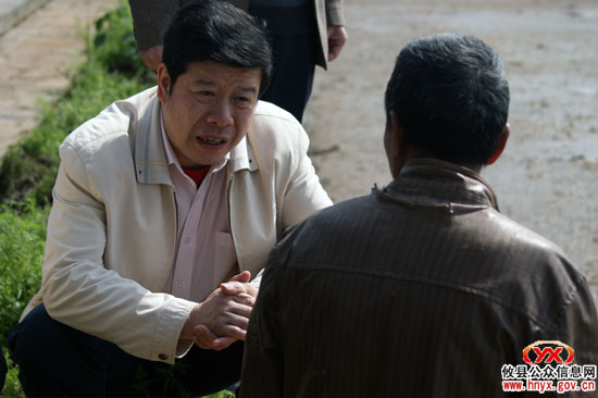 攸县县委书记邝邹飞到新市镇调研农业生产