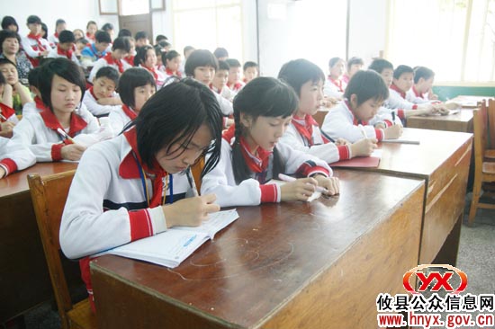 攸县组成报告团到中小学校开展“传承人生，敬老孝亲”教育