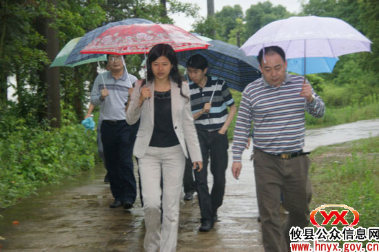 团省委副书记冯海燕一行来攸县考察基层团建工作