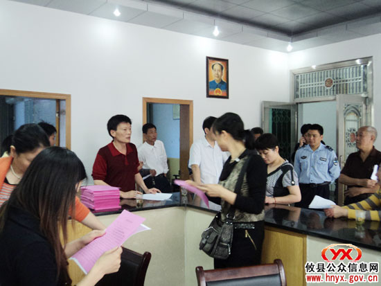“三创四化”：攸县城关镇永佳社区开展“垃圾投放”专项规劝活动