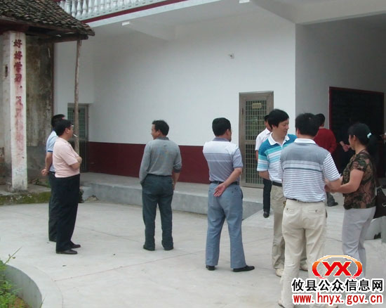 “洁净大行动”：上云桥镇组织镇村干部到丫江桥、槚山学习经验
