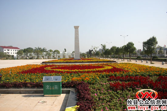 攸县新广场气势恢弘 不少市民建议命名其“震林广场”