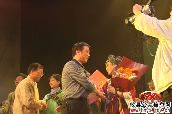攸县花鼓戏《腊鱼庙的传说》在长沙展演
