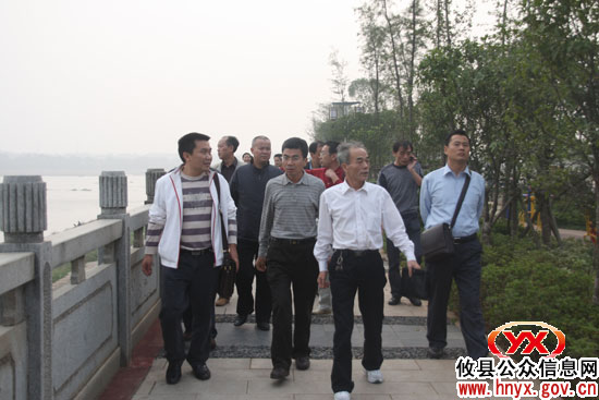 洞口县考察团对攸县“创卫”工作赞不绝口