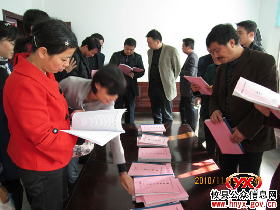 创先争优：全县组织单位、乡镇相关人员到新市镇参观