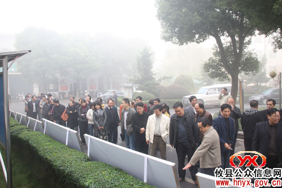 参观体验　感受先进，攸县创先争优活动继续推进