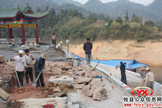 【旅游开发】攸县酒仙湖景区观景廊亭已具雏形