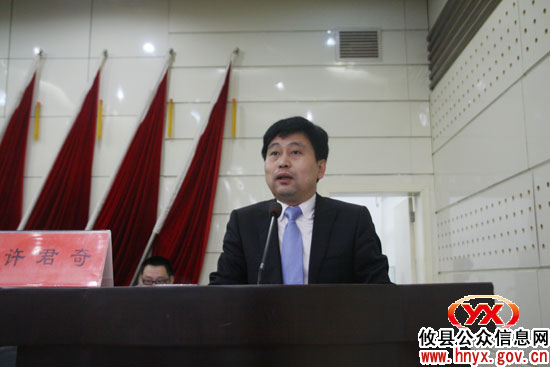 湖南“华联瓷业”董事长许君奇来攸县进行现代企业建设管理授课