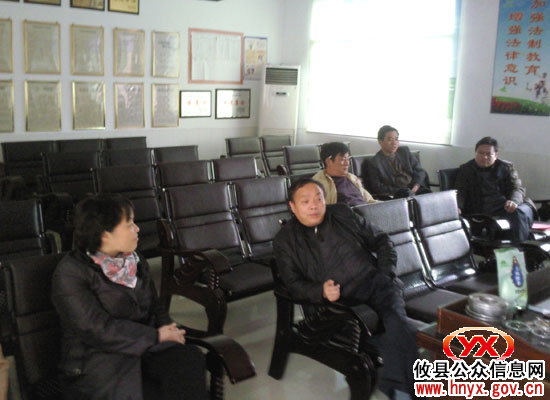【村级联合办公】谈湘旭一行到柏市镇现场指导工作