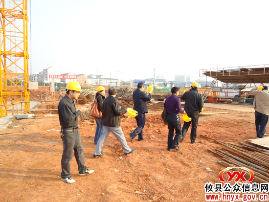 攸县房产管理局左桐林一行到规划展示馆了解建设情况