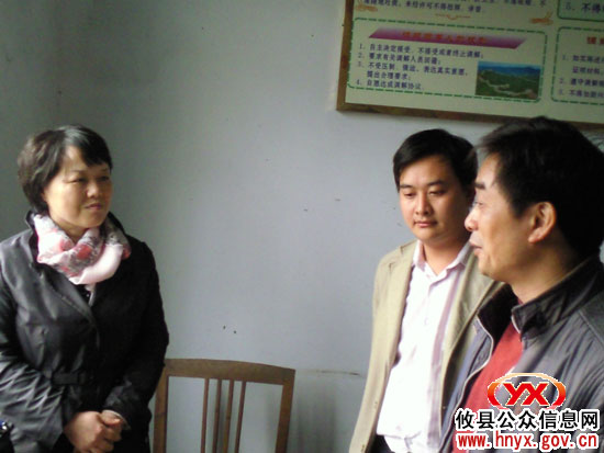 【村级联合办公】谈湘旭一行到柏市镇现场指导工作