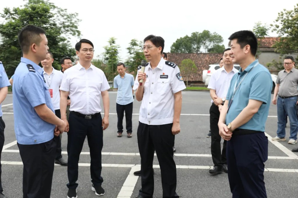 株洲市交通问题顽瘴痼疾系统整治现场会在醴召开