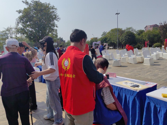 “邻里欢聚贺国庆，共建美好幸福家” 清水塘街道第四届幸福邻里节活动