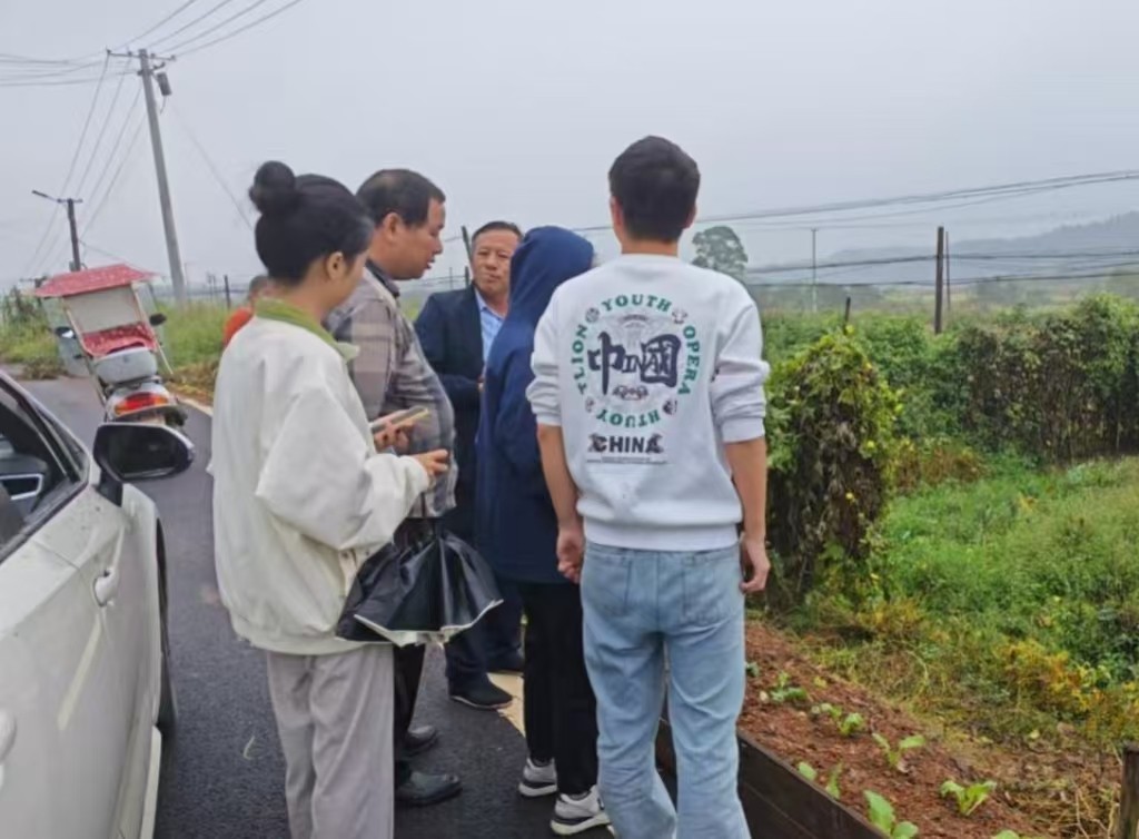 左权镇：“三个到位”扎实推进秋冬油菜种植工作