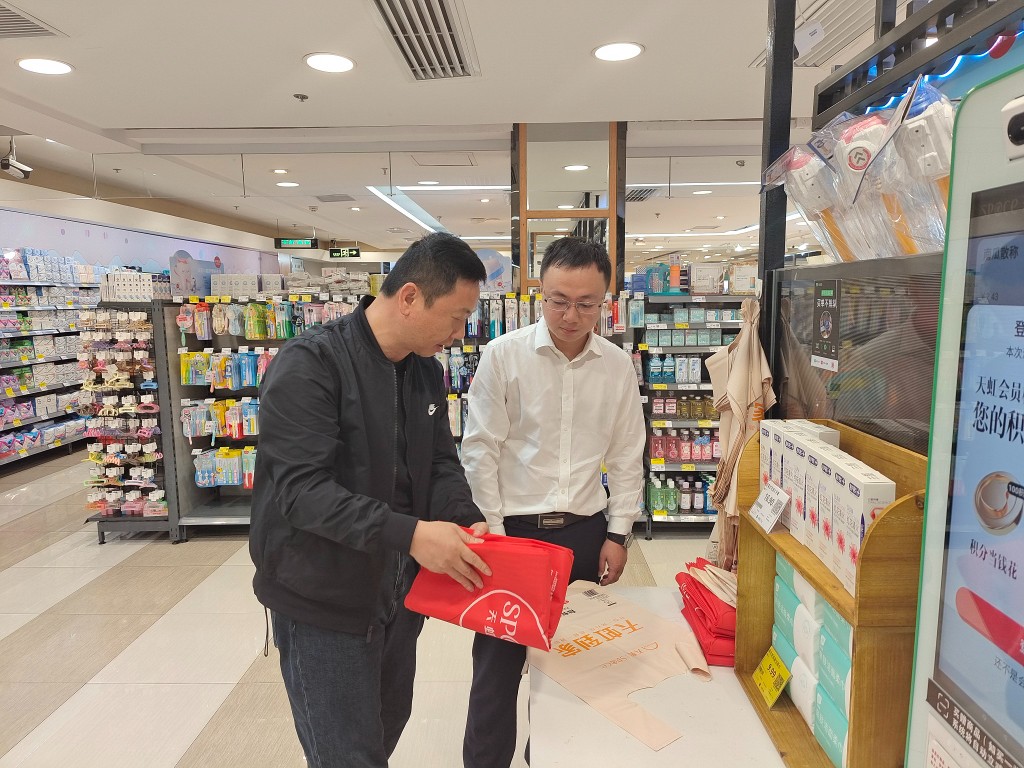 株洲市发展改革委开展“五一”节前市场巡视工作