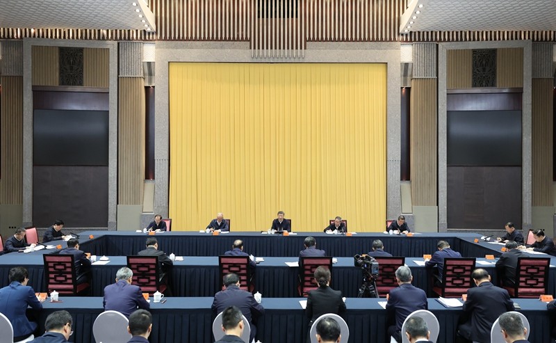 习近平主持召开部分省区市“十五五”时期经济社会发展座谈会强调：适应形势变化 把握战略重点 科学谋划“十五五”时期经济社会发展