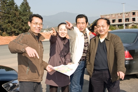 李晖书记视察炎陵县城镇建设（图片新闻）