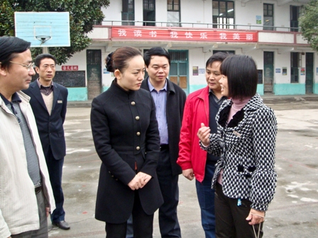 市委副书记、炎陵县委书记李晖深入基层寻策问计