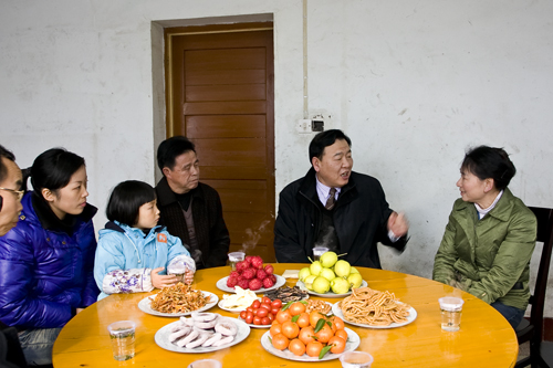 省委组织部副部长郭树人在炎陵视察、慰问