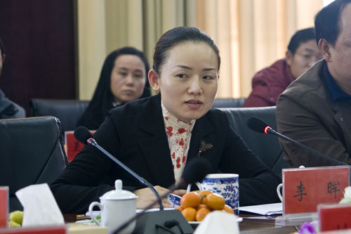 县委、县政府召开企业负责人座谈会