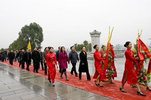 炎陵县举行新年祭祖祈福活动