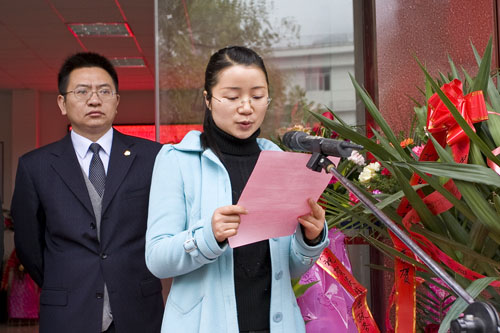 炎陵县政务服务中心搬新址 行政审批“一站”到位