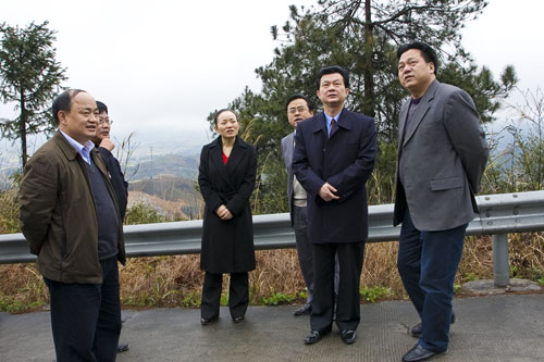 省林业厅邓三龙厅长深入炎陵县指导林业工作