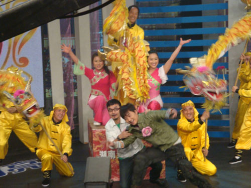 三节布龙、客家山歌走进《越策越开心》，客家风情感染三湘观众