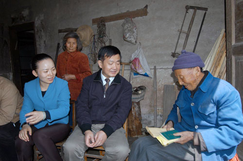 省人大常委会副主任谢勇到鹿原镇视察指导工作