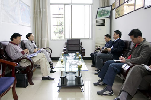 李晖书记深入企业考察调研