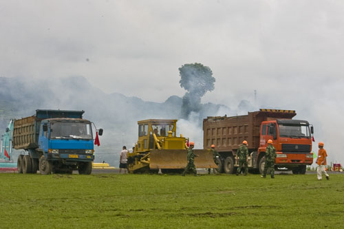 炎帝陵一期续建工程正式动工