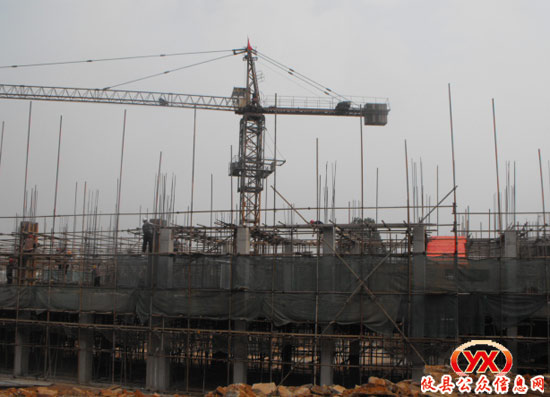 攸县职业中专实验培训大楼正在加紧建设