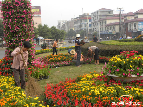 攸县城区装扮靓丽喜迎建国60周年大庆