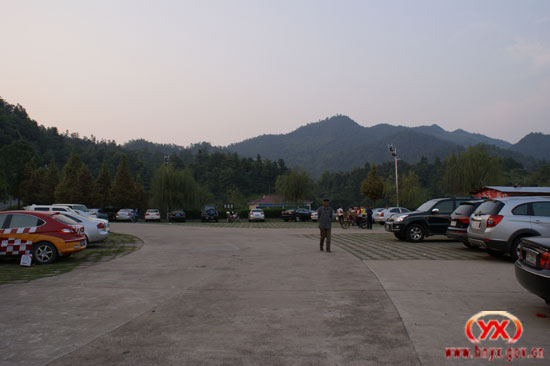 我县黄金周旅游市场呈现“剪刀差”