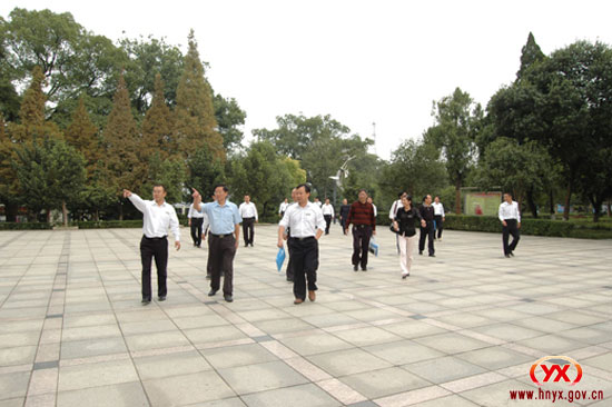 攸县二中、四中迎来市示范性高中督导评估考察