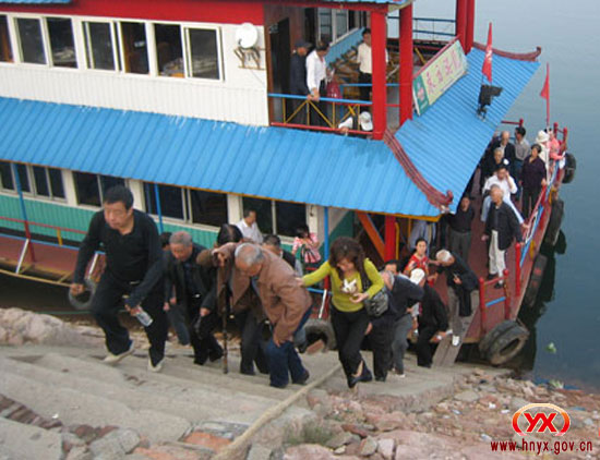 株洲市离退休老干部在我县参观视察