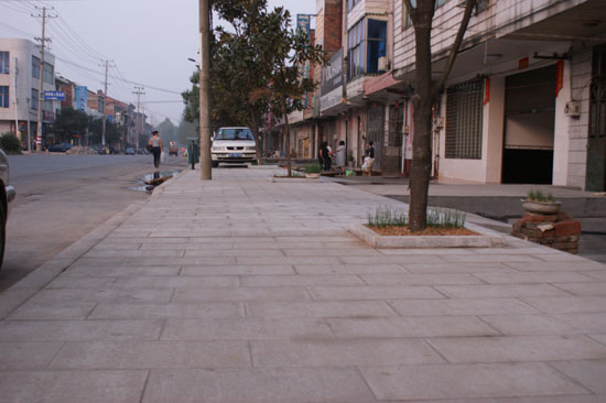 春华秋实逛乡镇（图）