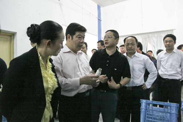 攸县党政考察团到我县考察