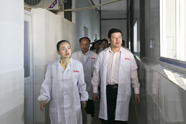 攸县党政考察团到我县考察