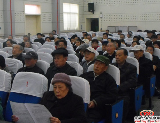 我县老年科协举行“自我保健知识讲座”