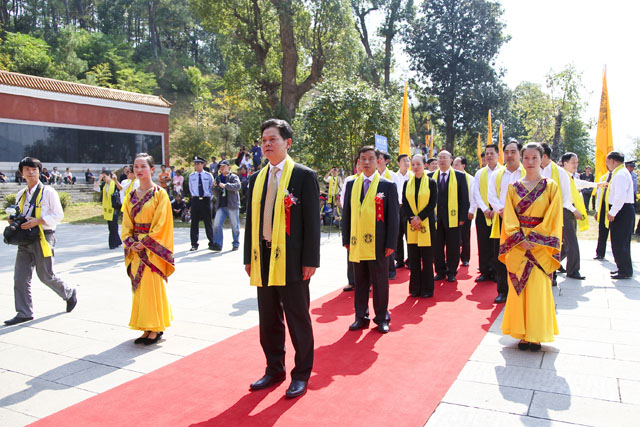 己丑年重阳公祭炎帝陵大典（图片新闻）