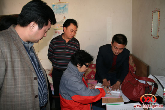 国家发改委稽查办来攸督查乡镇卫生院建设情况