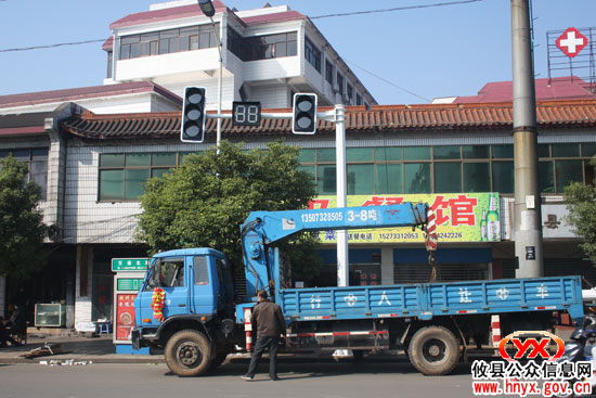 民生实事：我县城乡新增7处交通信号灯