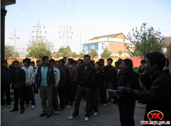 网岭镇48名应征青年通过初检