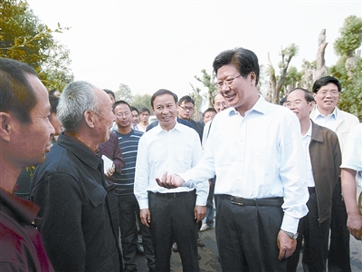 张春贤云田村调研:实践 致富 服务 自助（图）