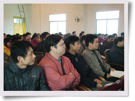 湘东化机与湖南工业高级学院联合举办培训班