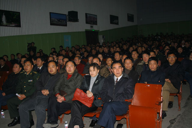 炎陵县举行贺秀连同志先进事迹报告会