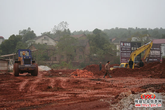 十大重点工程：县城内环路建设土方工程已完成60%