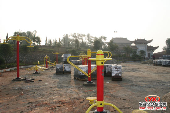 “双休”见闻：灵龟峰广场即将盛装亮相